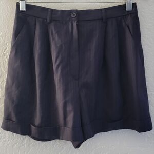 DKNY Vintage Pinstripe Shorts Size 10